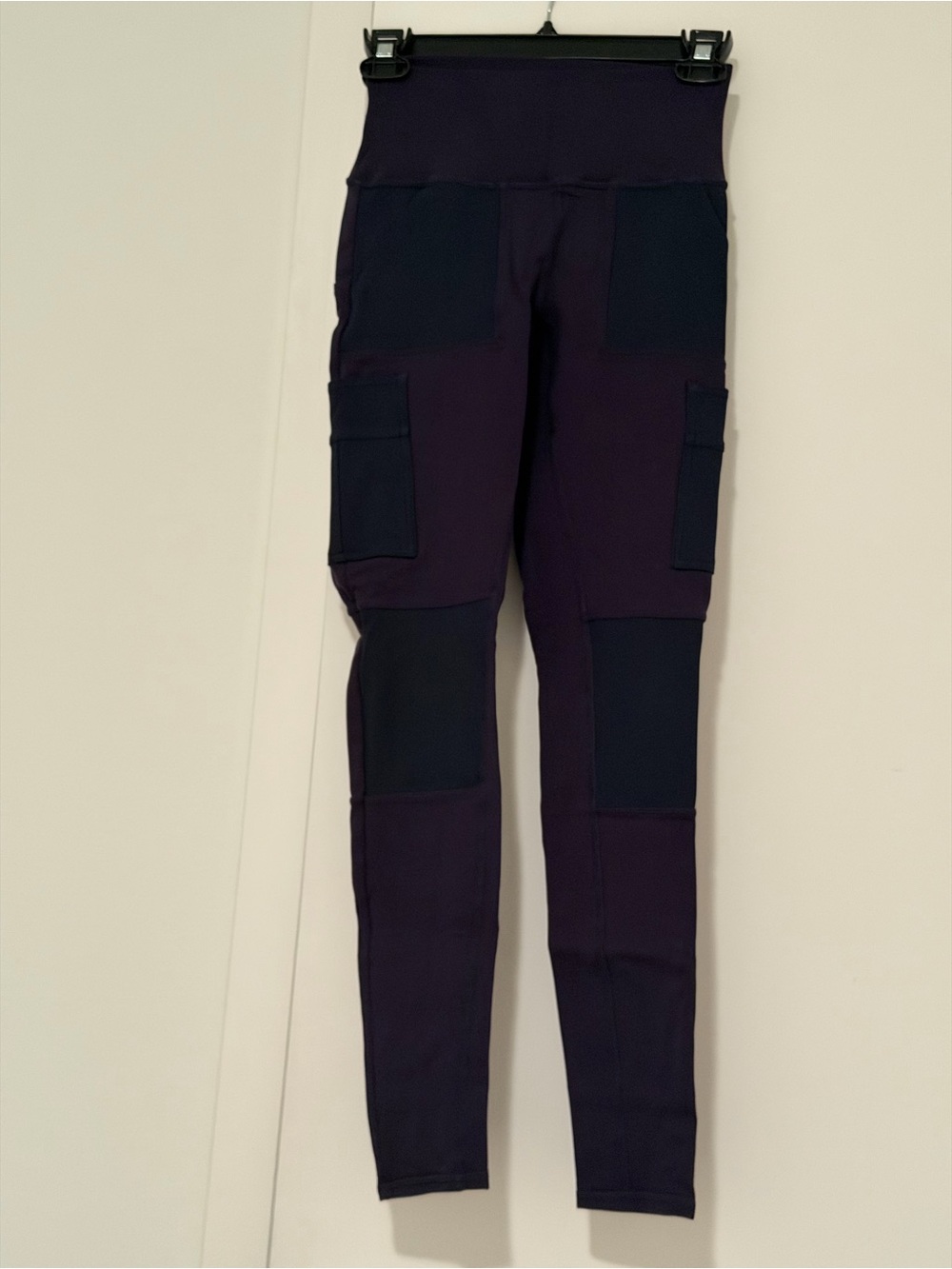 $134 ALO YOGA navy blue LEGGINGS SIZE XS